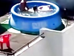 Senden Fett Eisen am pool