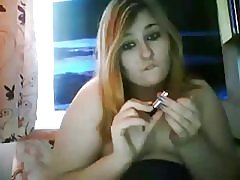 Geile Fette Bbw Teen spielt mit ihrer Pussy und Höschen auf cam